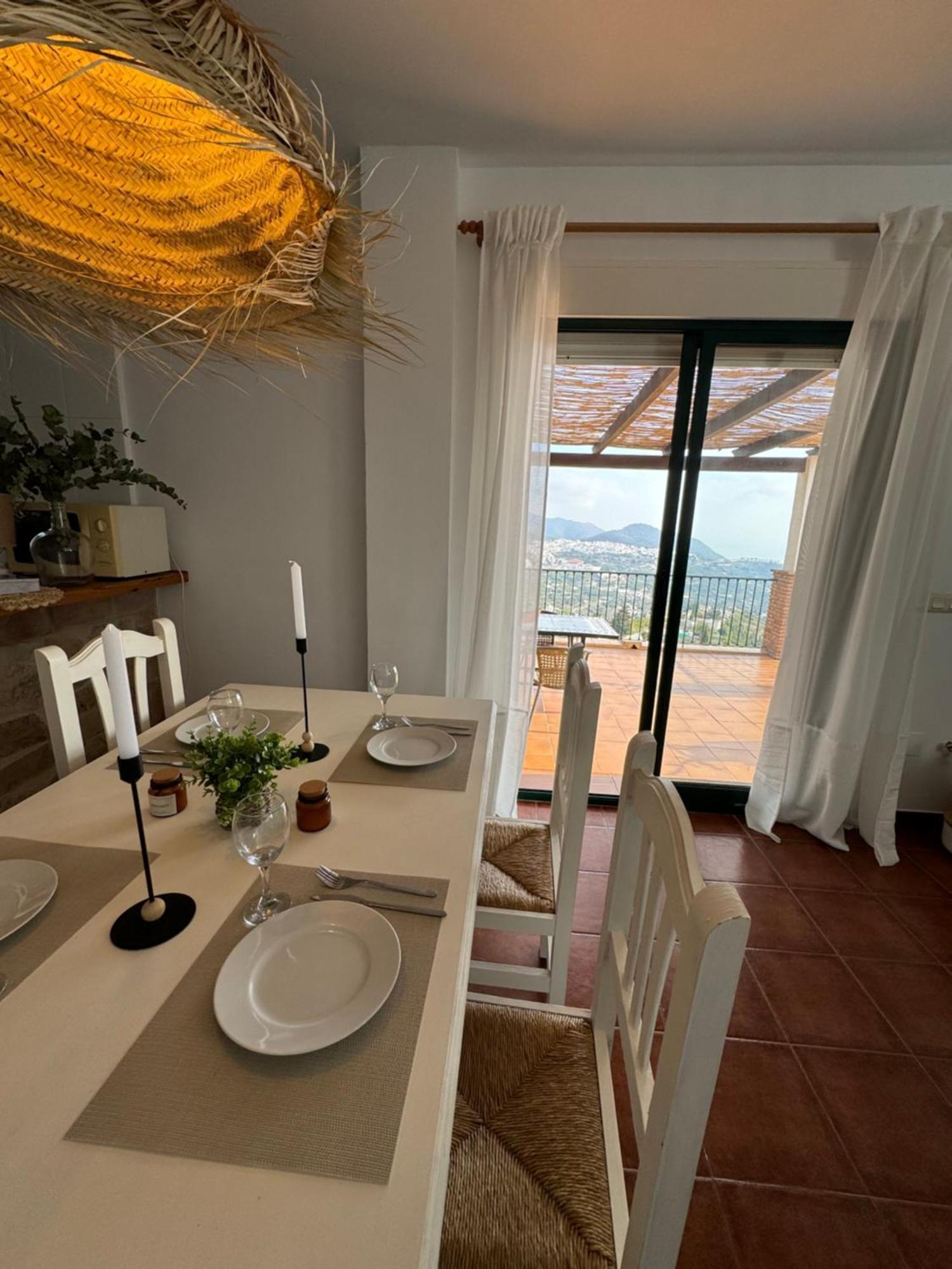 Villa En Frigiliana Con Piscina, Jacuzzi Y Espectaculares Vistas Ngoại thất bức ảnh